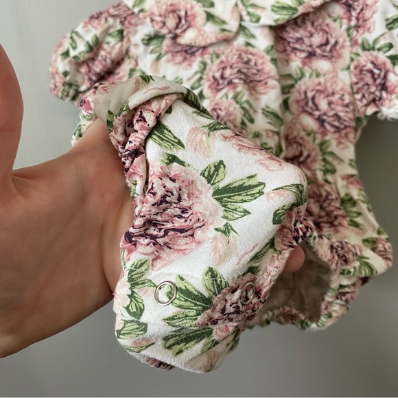 Kate Quinn Flower Peter Pan Collar Bamboo Bubble Romper - Picture 3 of 5